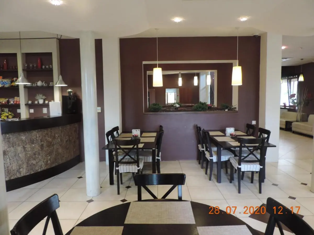 Кривое Колено: Mstinskie Gorki Hotel