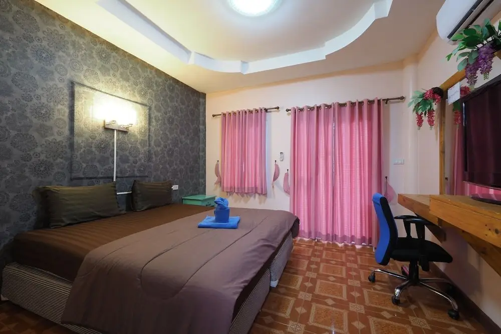 Ко-Лан: Chidlom Resort by OYO Rooms