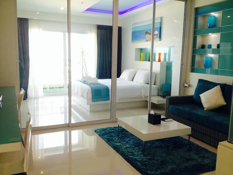 Паттайя: View Talay 6 Pattaya Beach Condominium By Honey