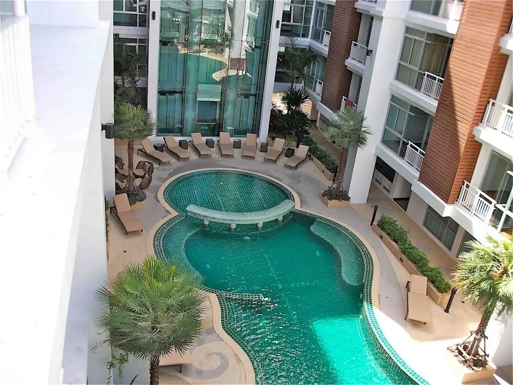 Кату: Art Patong : 1 bedroom pool view