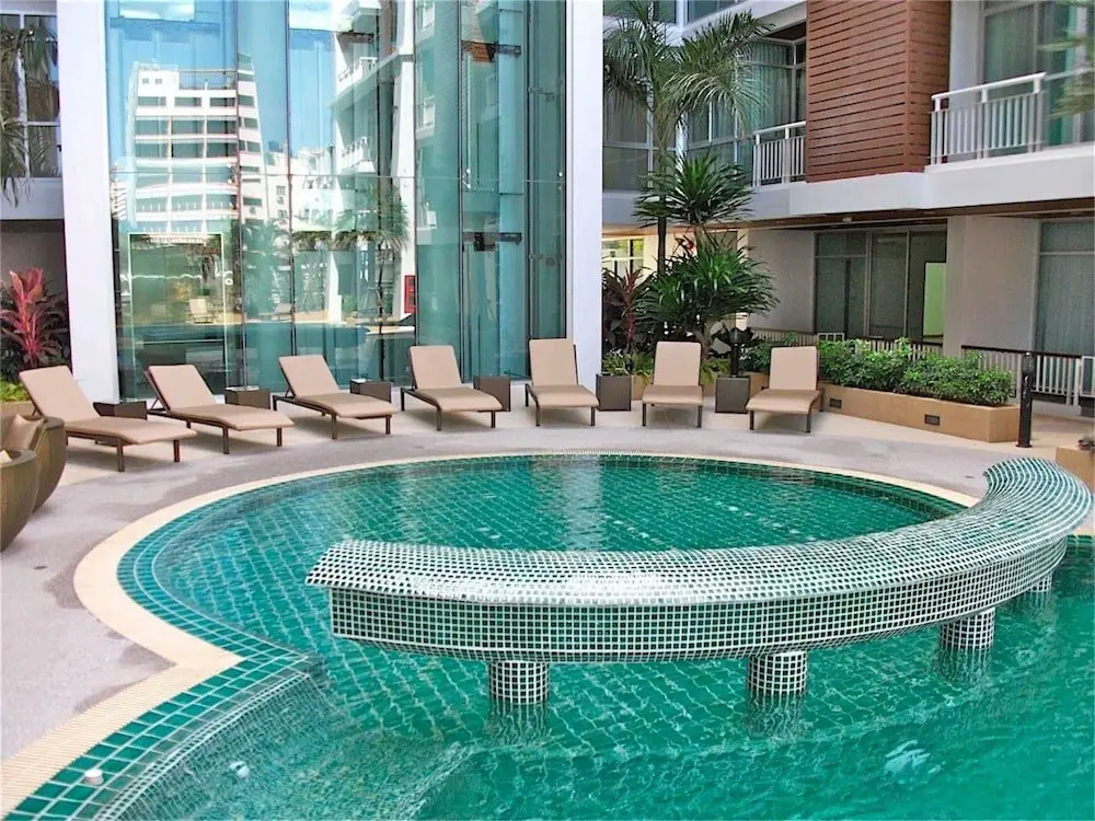 Кату: Art Patong : 1 bedroom pool view