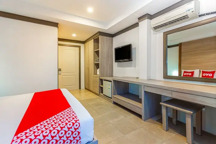 Муанг: OYO 380 Jomthong Mansion
