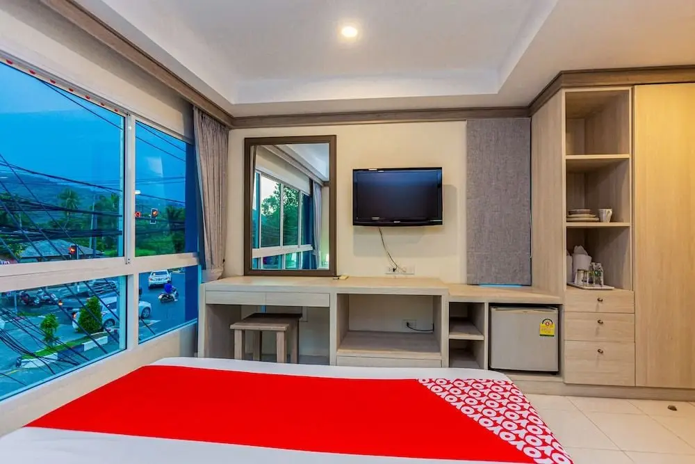 Муанг: OYO 380 Jomthong Mansion