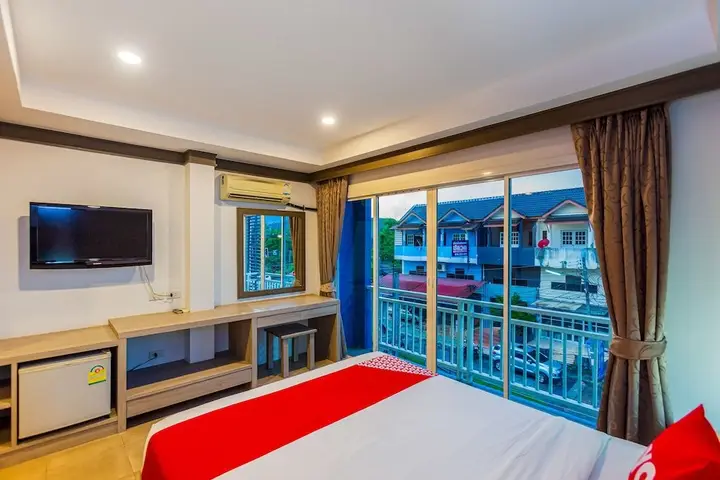 Муанг: OYO 380 Jomthong Mansion