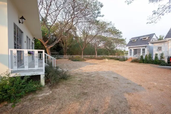 Сарапхи: OYO 556 Chaisathan Cottage