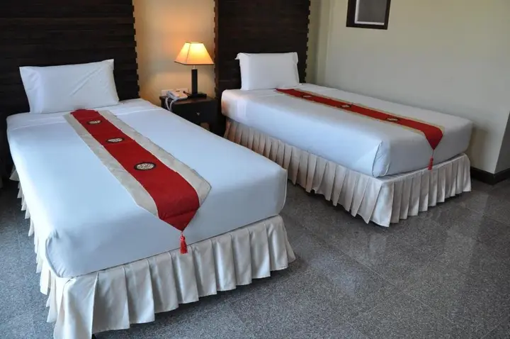 Муанг: Karon Bay Inn