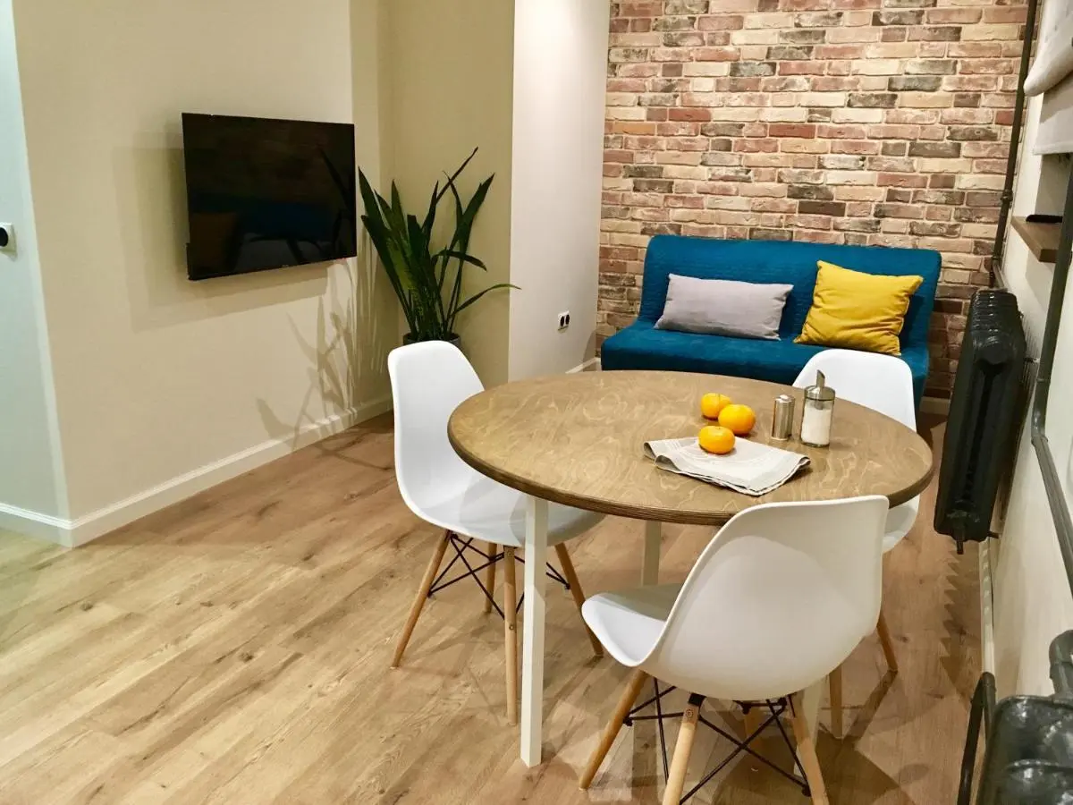 Великий Новгород: Apartment Desyatinnaya