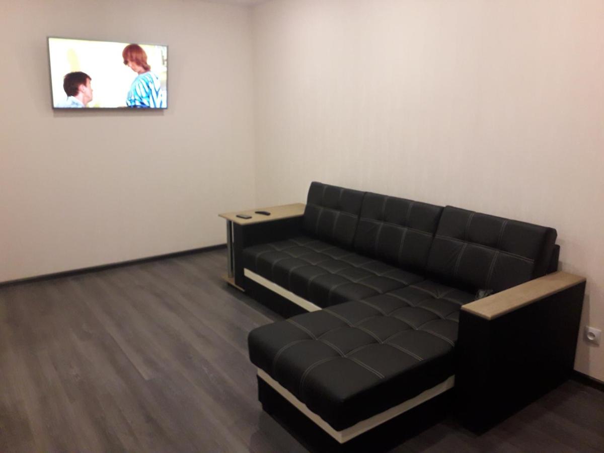 Великий Новгород: Apartment on Meretskova-Volosova