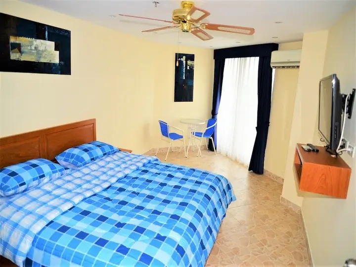 Паттайя: Angket Condominium Floor 8 Pool View 1 Bedroom