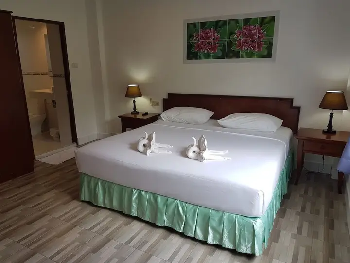 Муанг: Welcome Inn Hotel Karon Beach