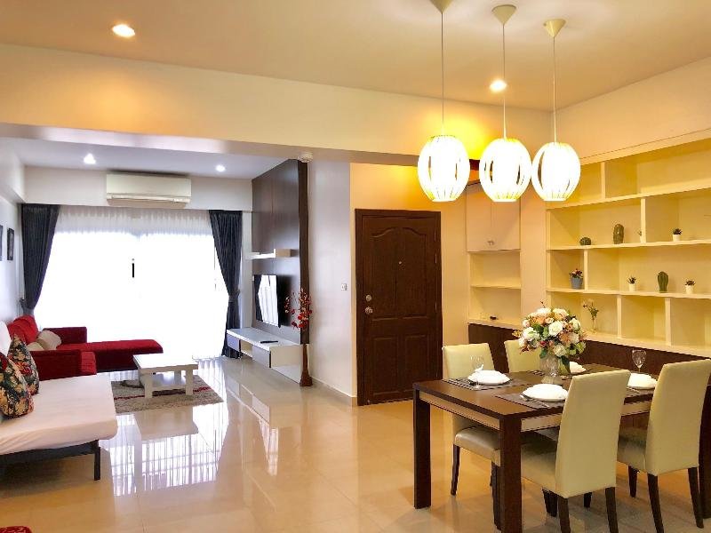 Бангкок: 14 Place Sukhumvit Suites