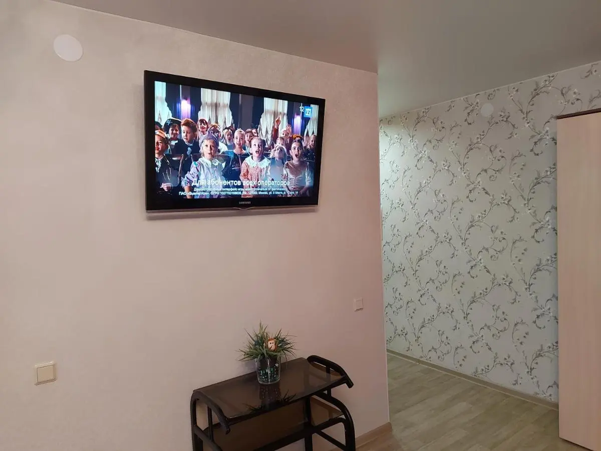 Великий Новгород: Apartment On Meretskova-Volosova