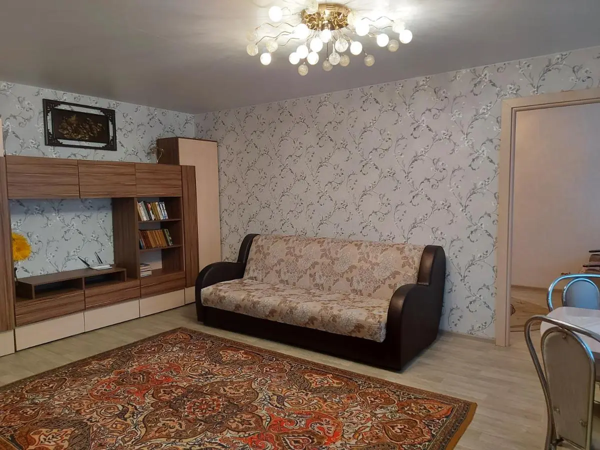 Великий Новгород: Apartment On Meretskova-Volosova