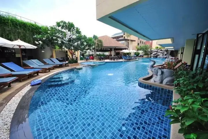 Пхукет: Отель Palmyra Patong Resort