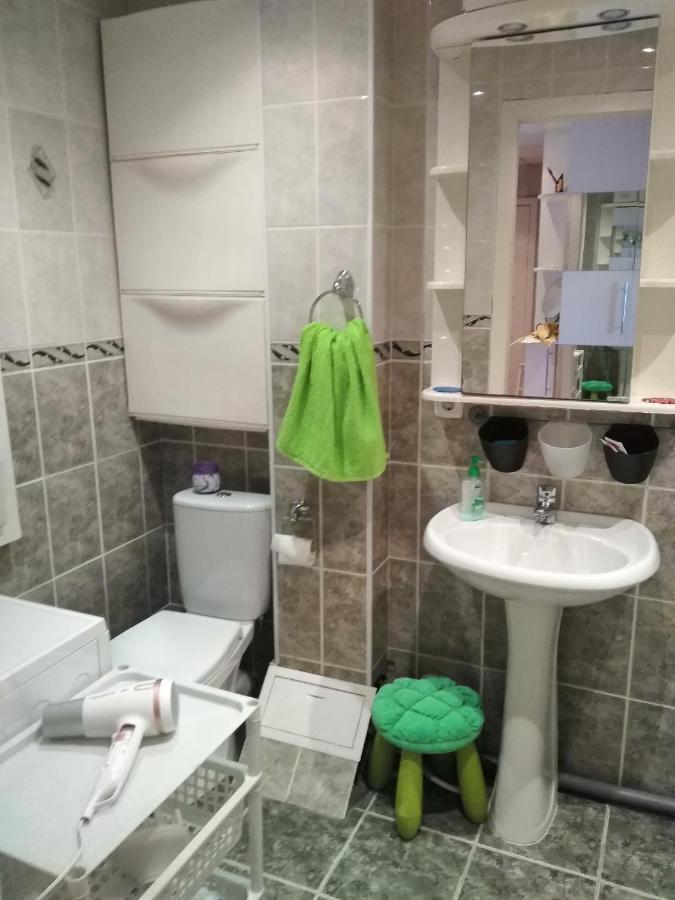 Великий Новгород: Apartment on Parkovaya street