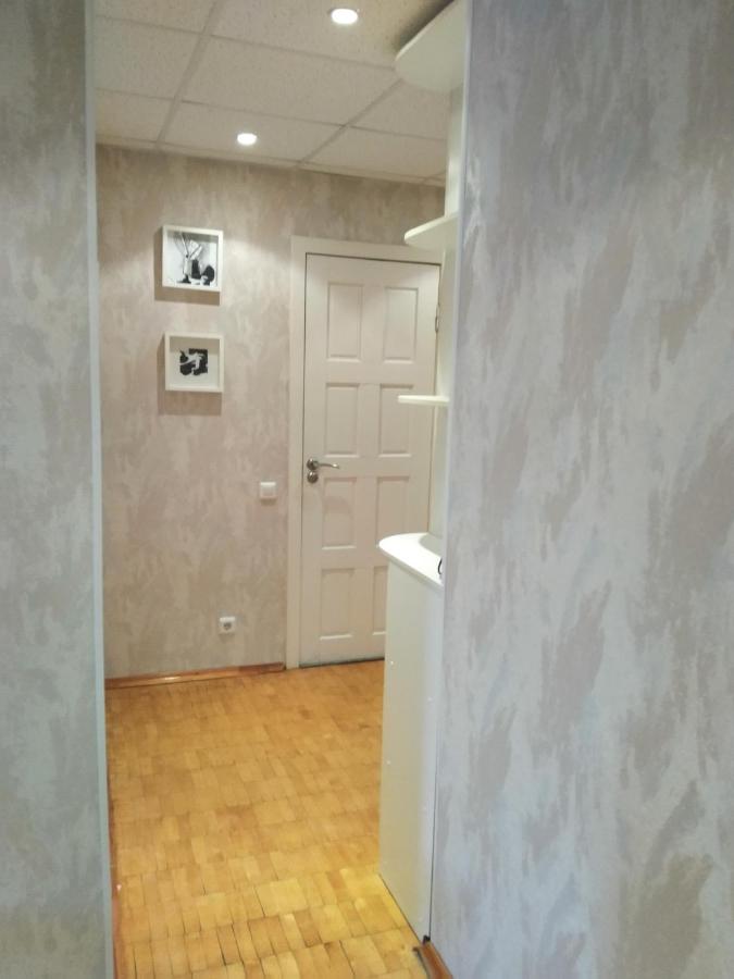 Великий Новгород: Apartment on Parkovaya street