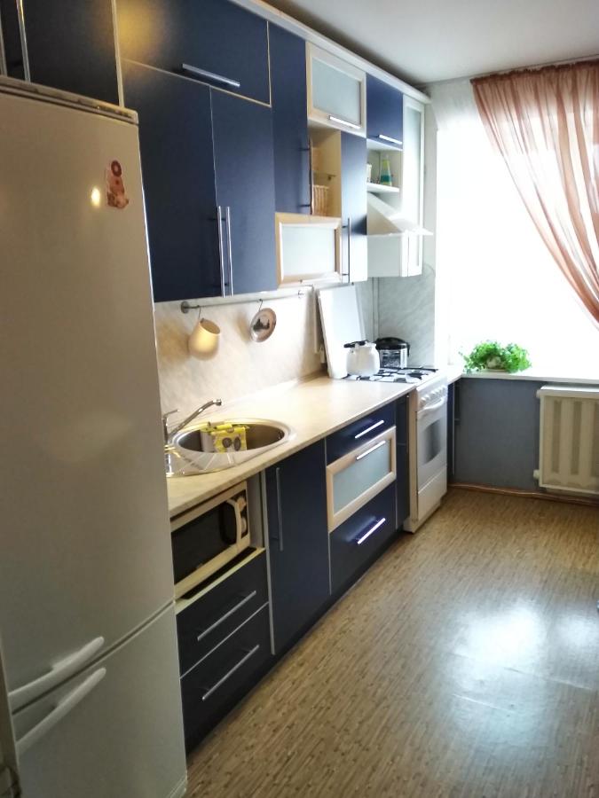 Великий Новгород: Apartment on Parkovaya street