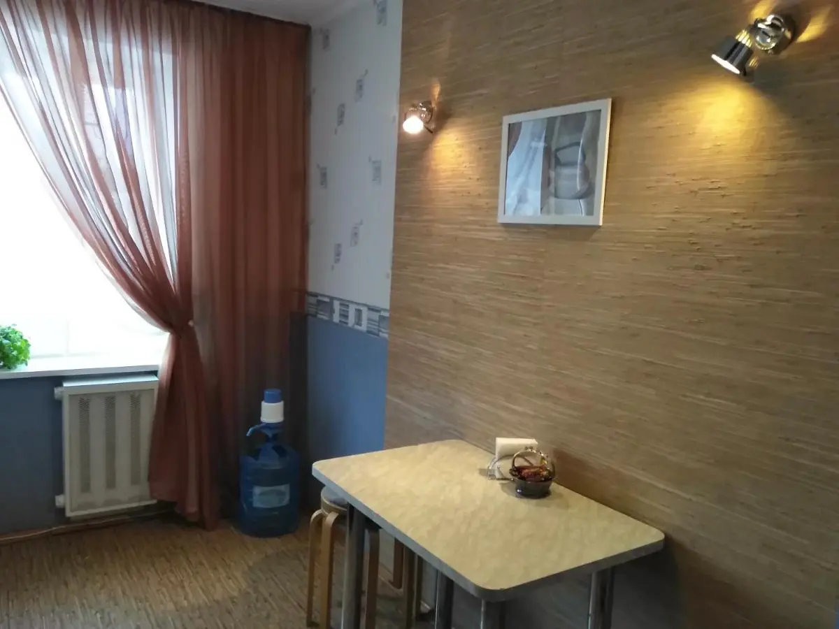 Великий Новгород: Apartment on Parkovaya street