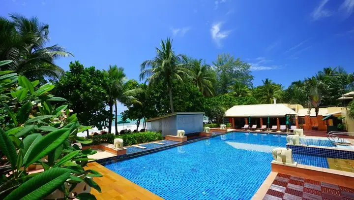 Као Лак: Baan Khaolak Beach Resort (SHA Plus+)