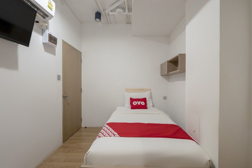 Бангкок: Cr.Hotel