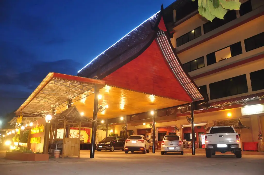 Чумпхон: Salathai Chumphon