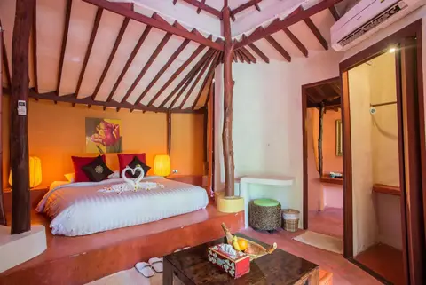 B52 Beach Resort — фото 1