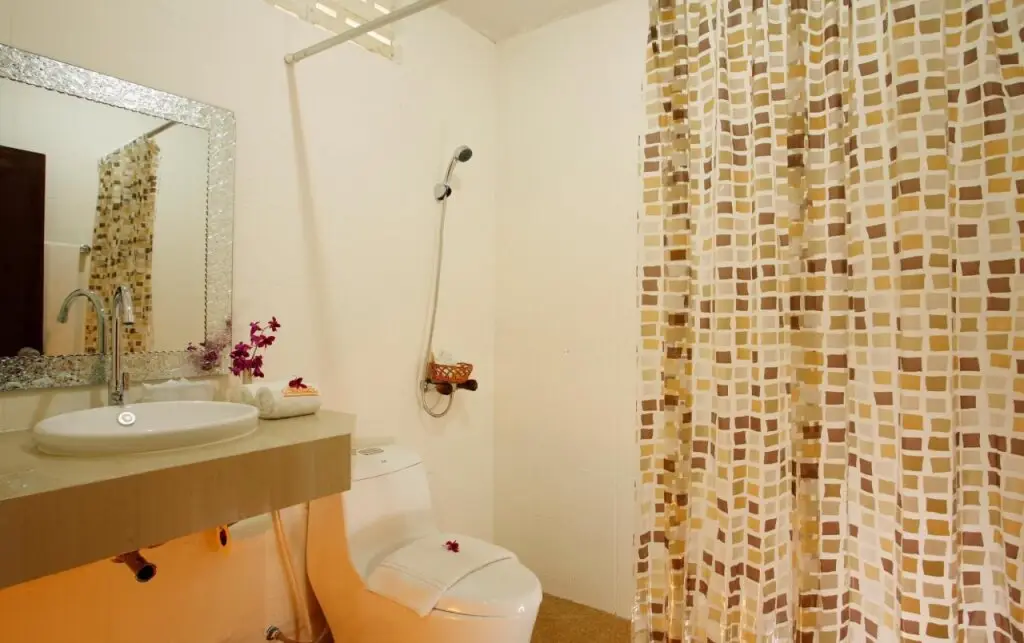 Пхукет: Bamboo Beach Hotel & Spa