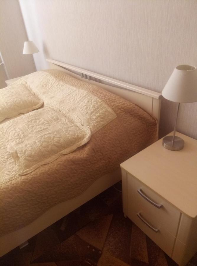 Великий Новгород: Na Ilyina Apartment