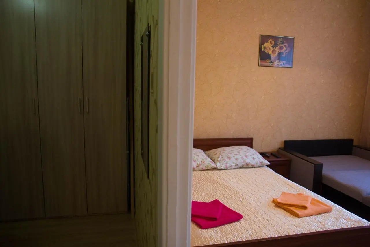 Великий Новгород: Apartment Volotovskaya 6