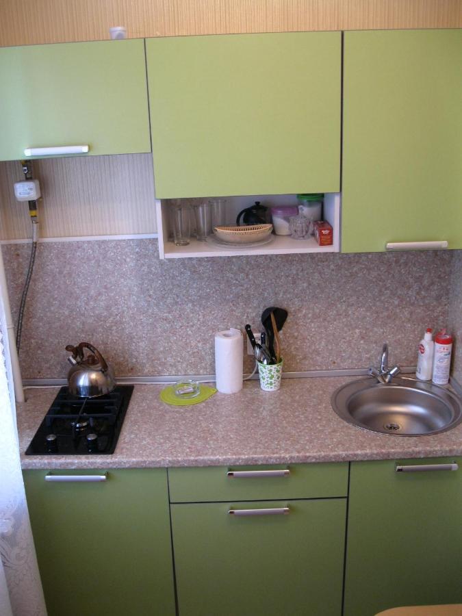 Великий Новгород: Apartment Volotovskaya 6