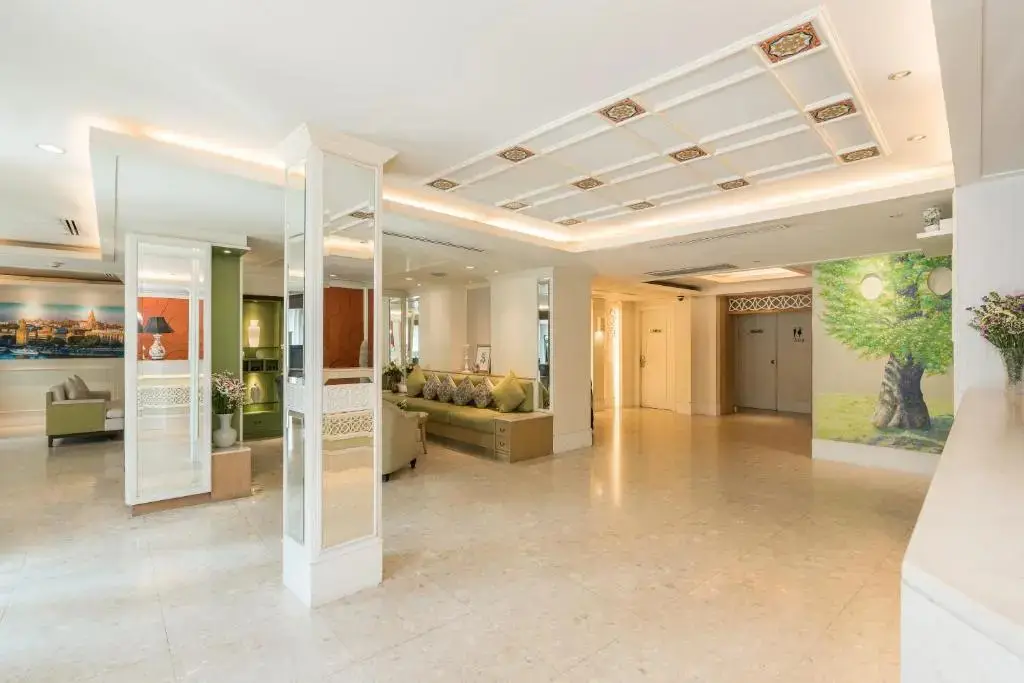 Бангкок: La Petite Salil Sukhumvit Thonglor 1