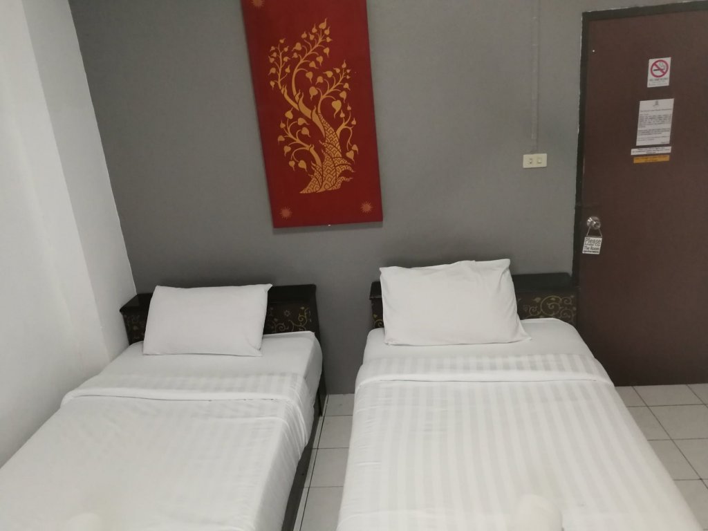 Чиангмай: Royal thapae gate guesthouse