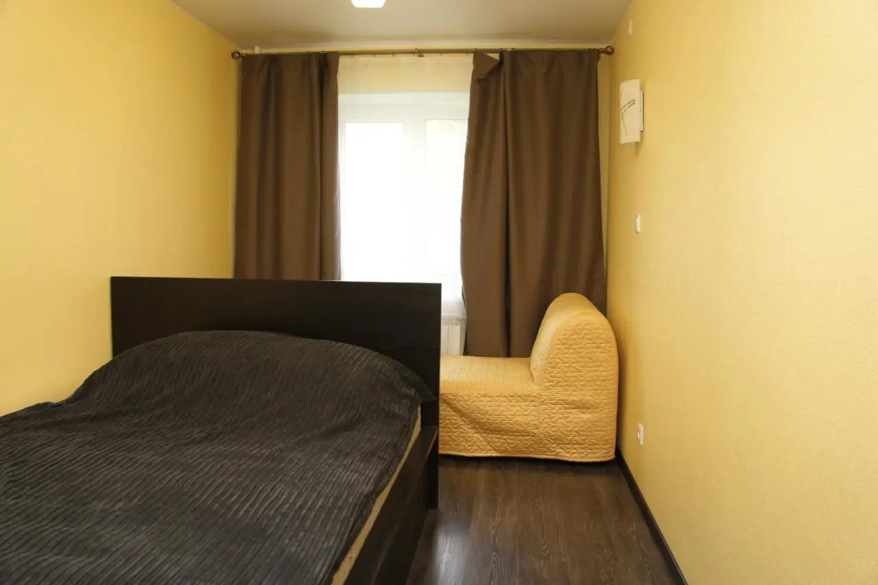 Великий Новгород: Desyatinnaya Apartment
