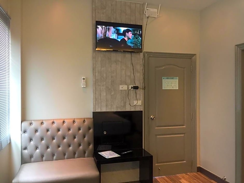 Кхлонг-Луанг: Chics Resort ชิคส์รีสอร์ท