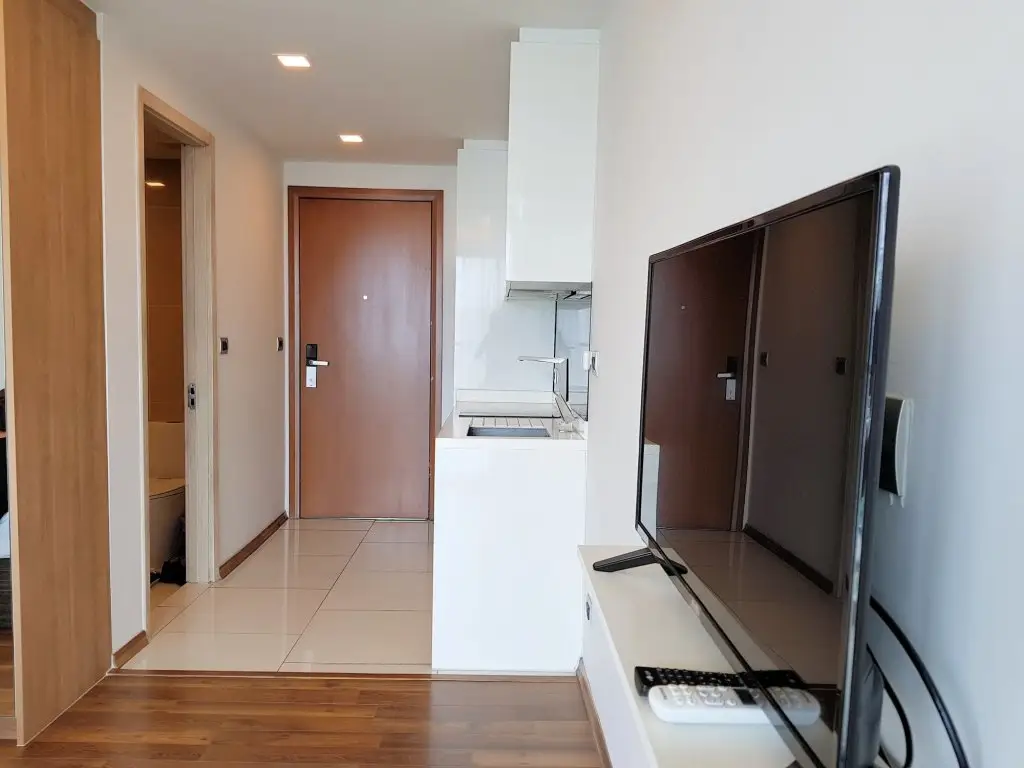 Паттайя: The Peak 1BR-1808 by Pattaya Holiday