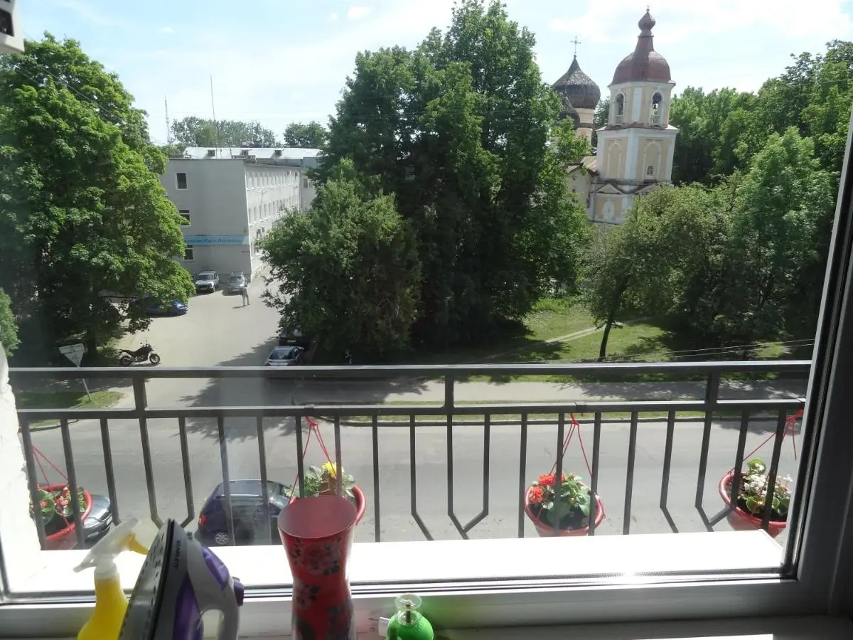 Великий Новгород: Однокомнатная квартира в краткосрочный найм центр города