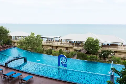 Royal Phala Cliff Beach Resort and Spa — фото 1