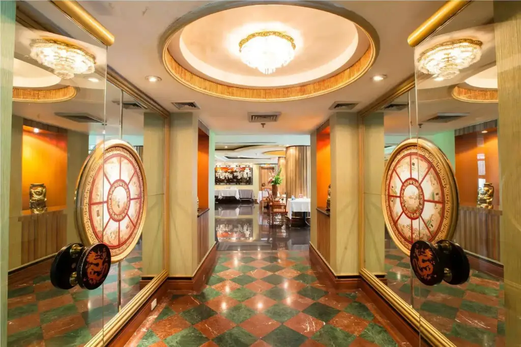 carousel image 1