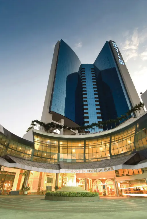 Бангкок: Отель Montien Riverside Hotel Bangkok
