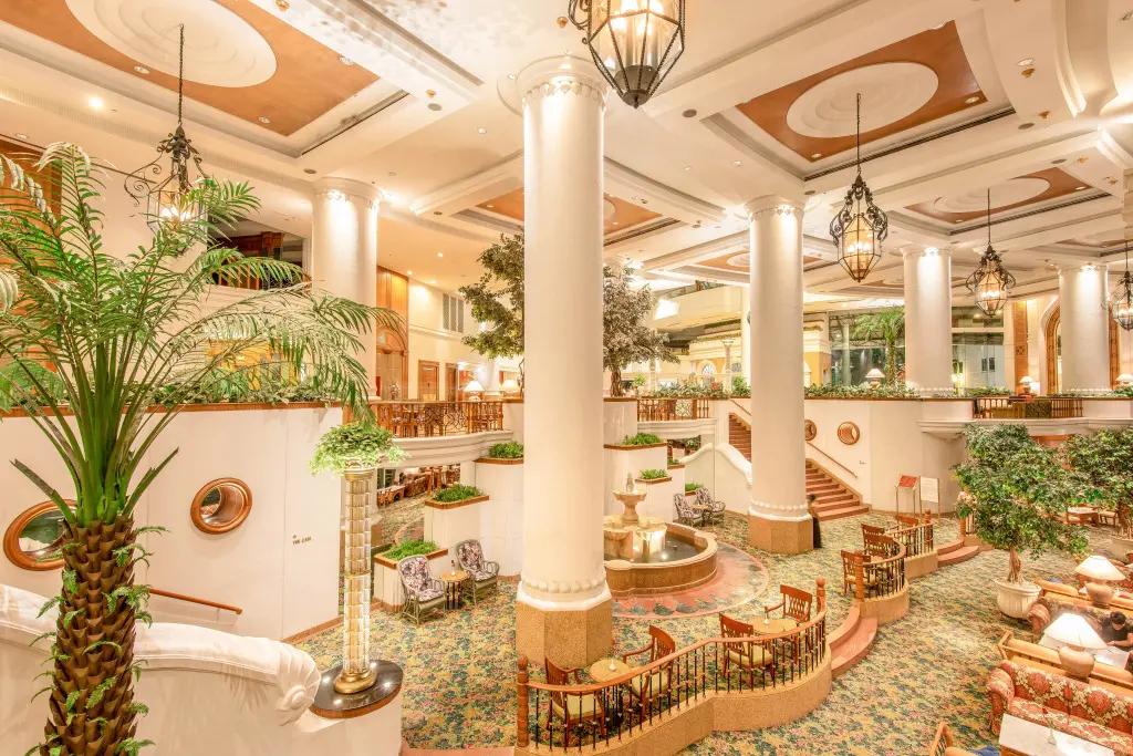 Бангкок: Отель Montien Riverside Hotel Bangkok