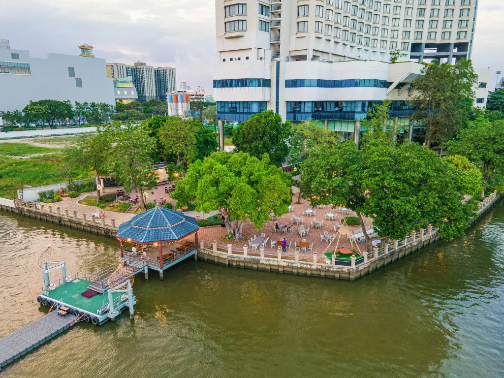 Бангкок: Отель Montien Riverside Hotel Bangkok