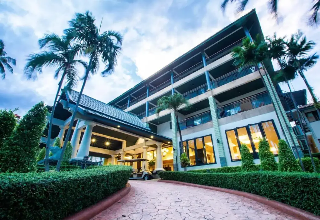 Peach Hill Resort — фото 1