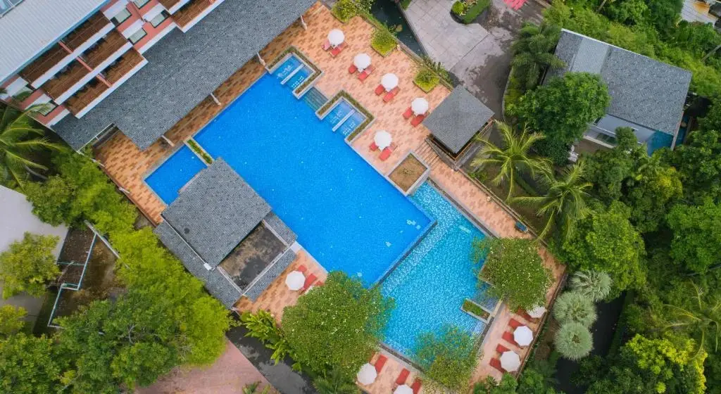 Пхукет: Peach Blossom Resort & Pool Villa