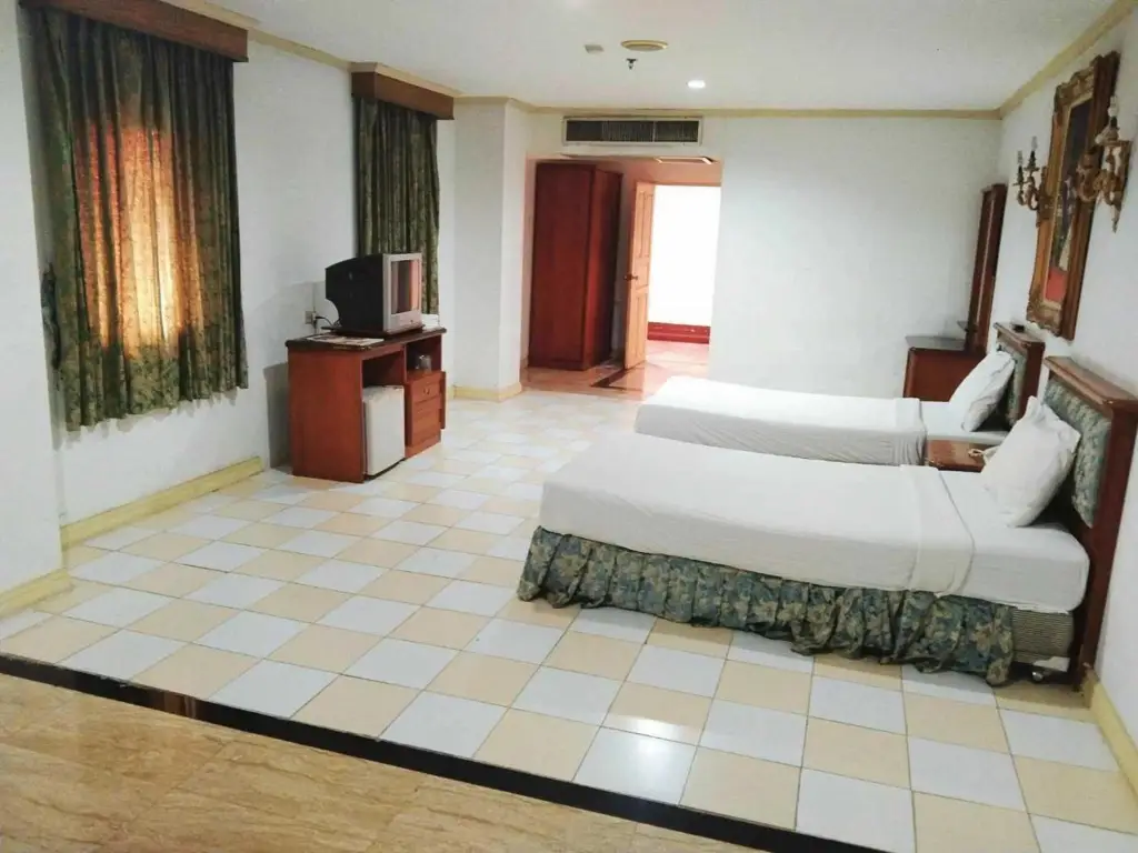 Банг-Яй: 13 Coins Hotel Bang Yai
