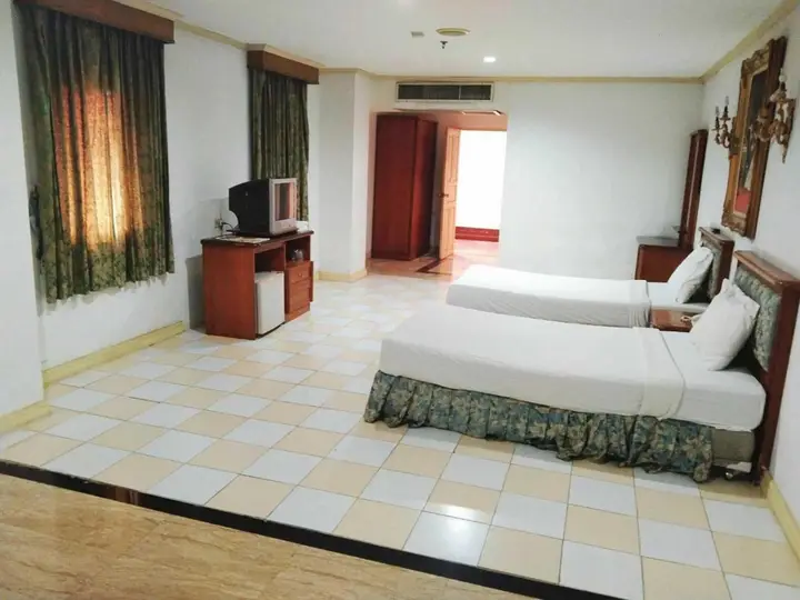 Банг-Яй: 13 Coins Hotel Bang Yai
