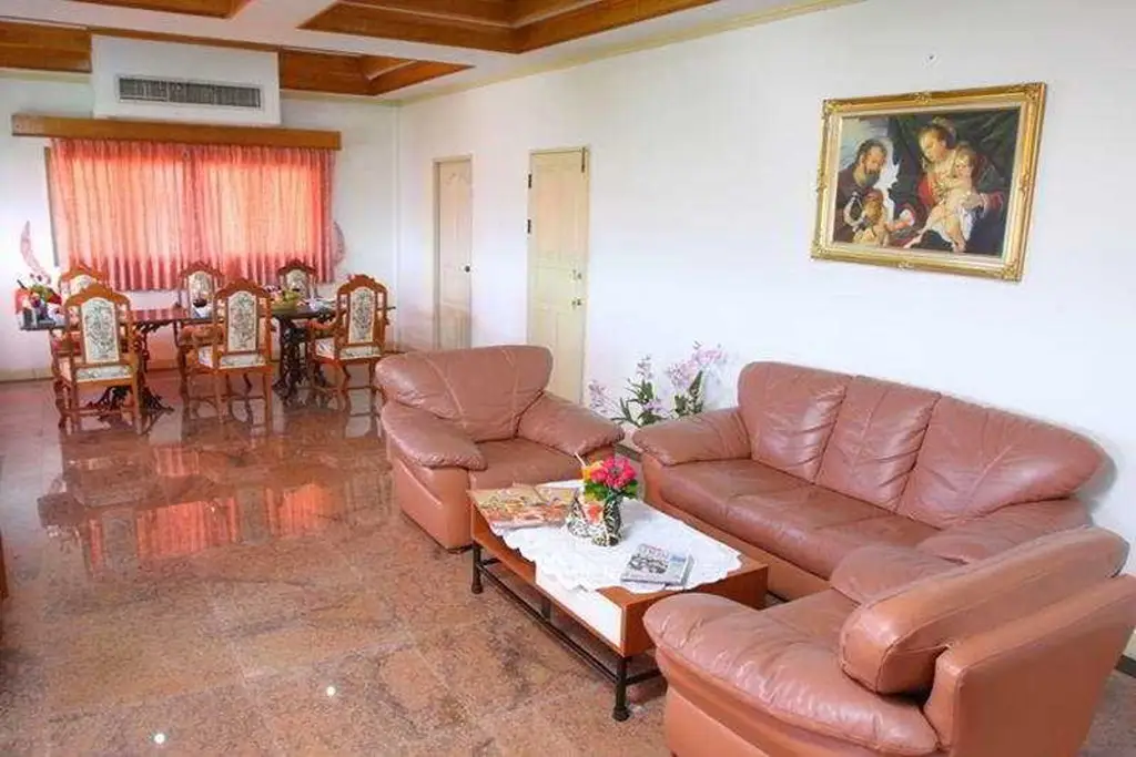 Банг-Яй: 13 Coins Hotel Bang Yai