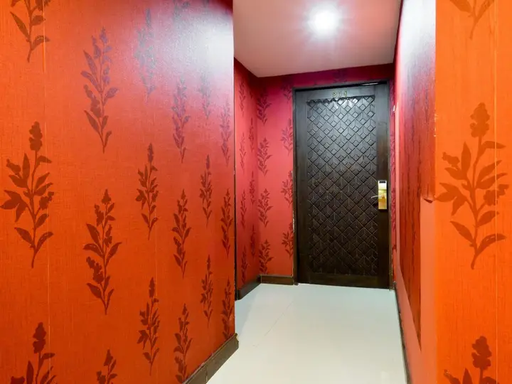 Бангкок: Grand Lucky Hotel