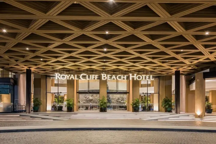 Паттайя: Royal Cliff Beach Hotel Pattaya