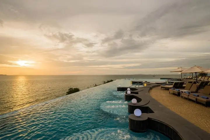 Паттайя: Royal Cliff Beach Hotel Pattaya