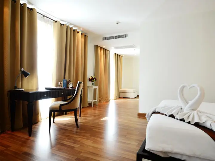 Бангкок: Отель The Bless Hotel and Residence